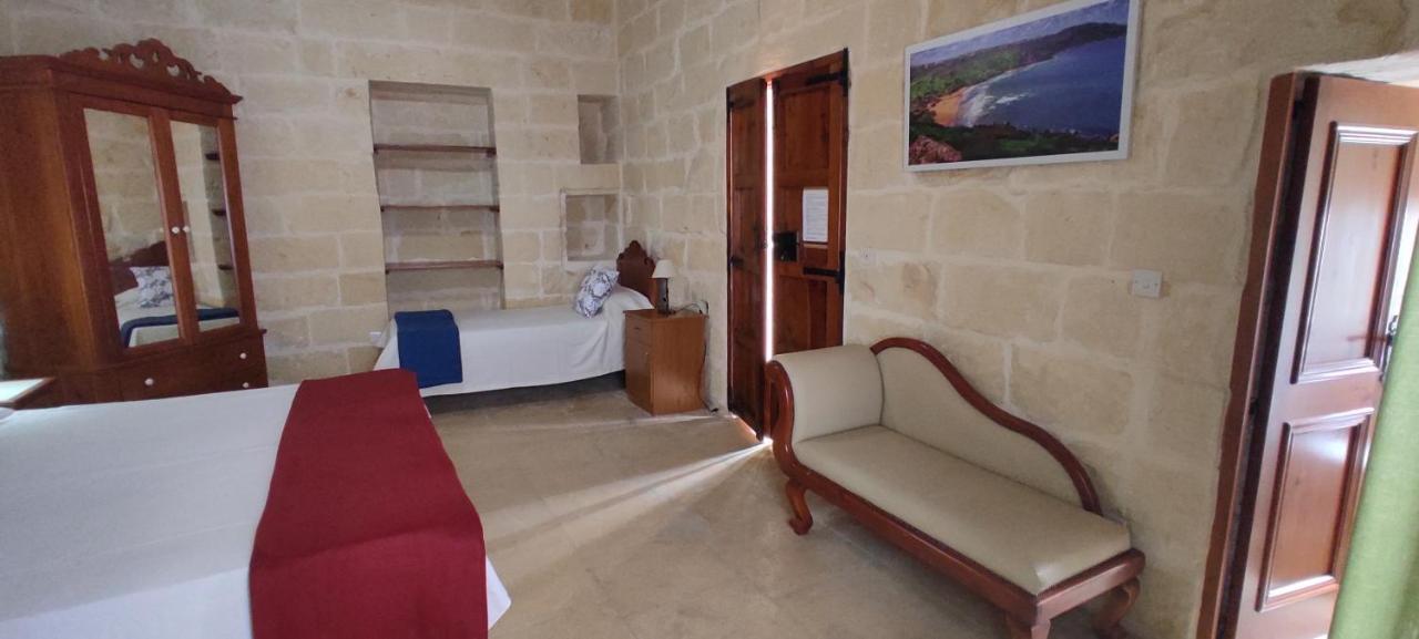 Ta Ildis Farmhouse Nadur Exteriör bild