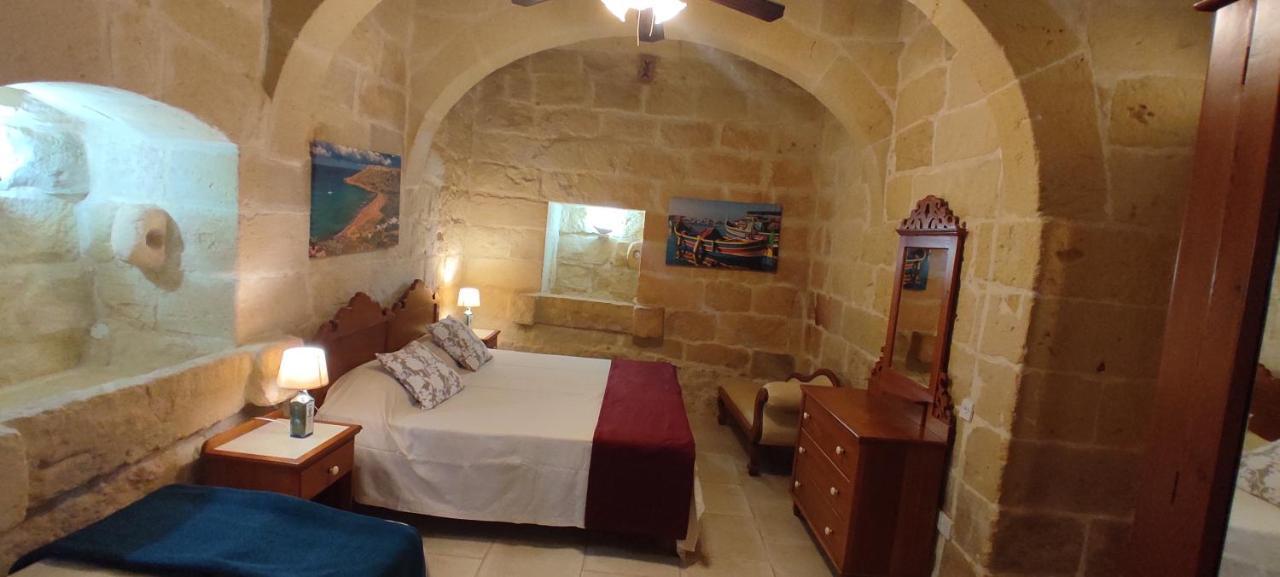 Ta Ildis Farmhouse Nadur Exteriör bild